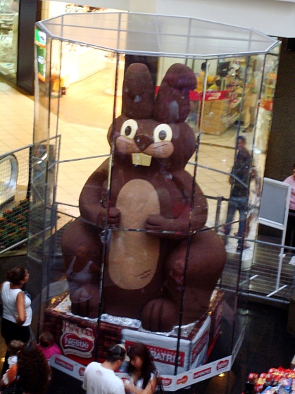O maior coelho de chocolate do mundo
